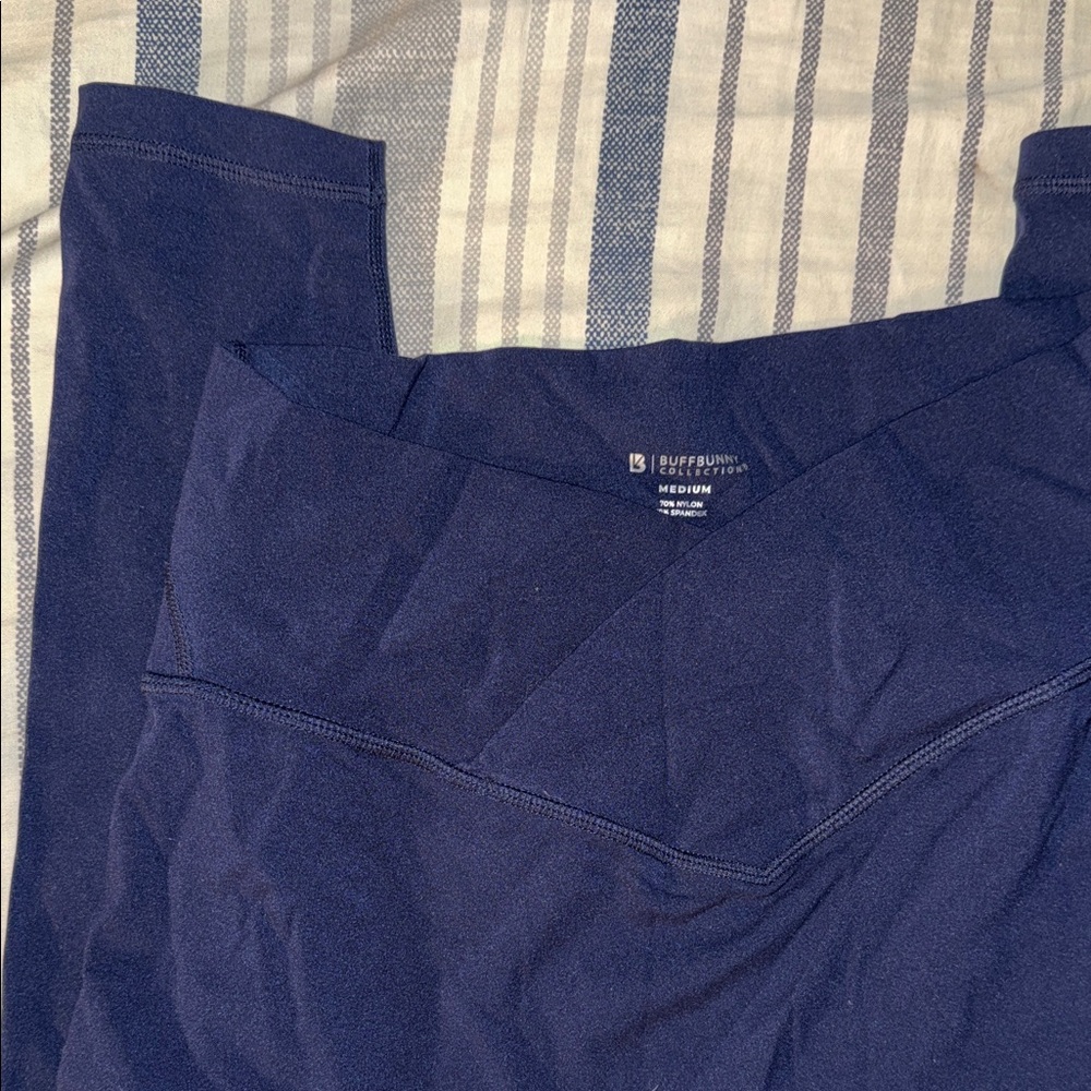 Buff bunny navy leggings - Picture 3 of 6